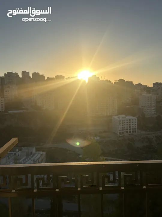 شُقَّة مَفروشة 3 غُرَف في الطيرة موقع ممتاز لم تُسكَن مِن قَبل