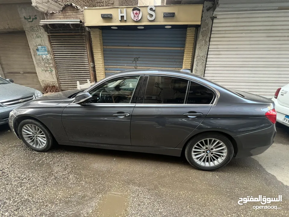 البيع BMW 320i 2019