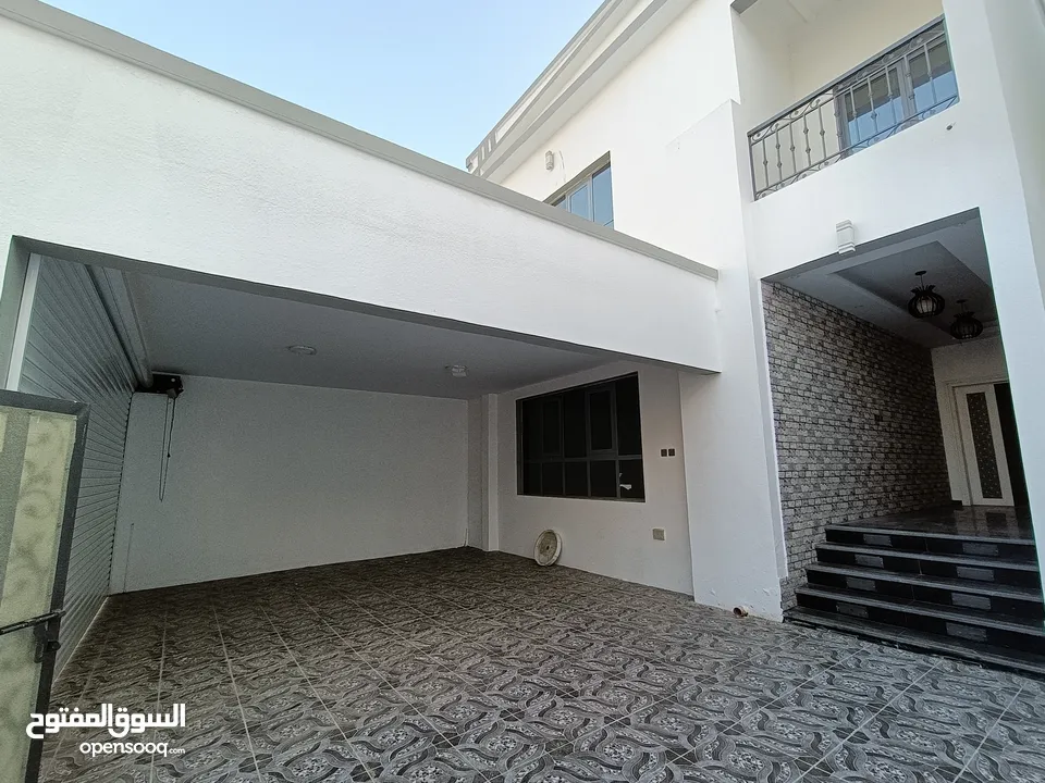 State of the art villa for sale in Bosher Ref:524Y