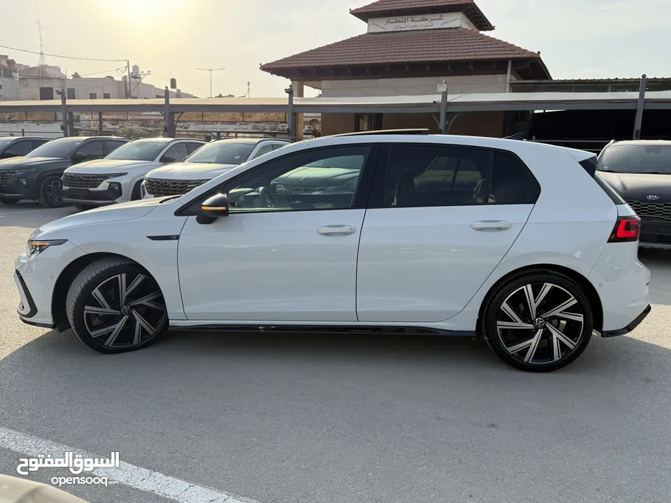 جولف RLine ترخيص 2022 محرك 1500 بنزين 150 حصان