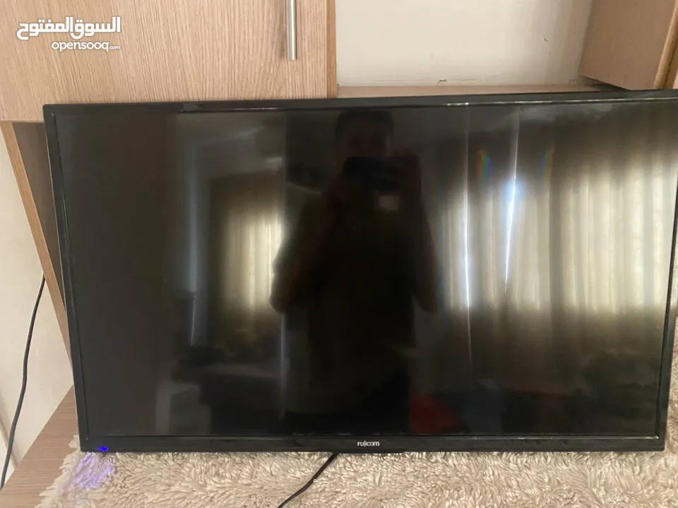 شاشة Fujicom