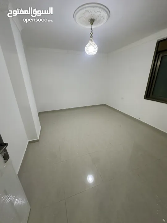 الشقة للبيع في رام الله / عين مصباح . الموقع عين مصباح / قرب جامعة القدس المفتوحه طابق اول