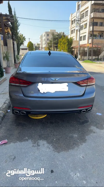 هونداي جينيسيس 2015 للبيع