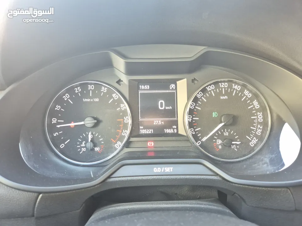 اوكتافيا 2015 ترخيص 2015 مطور 1600 ديزل  كير عادي