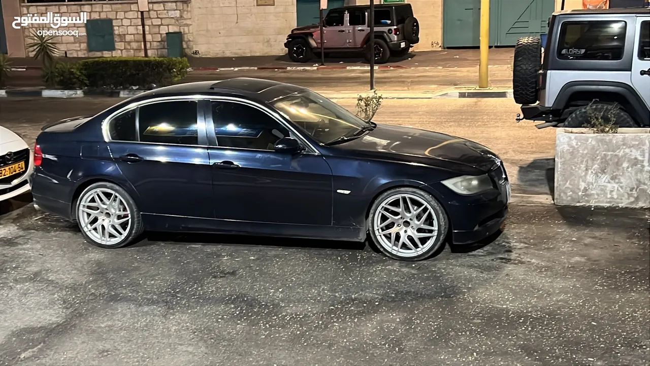 BMW E90 325i