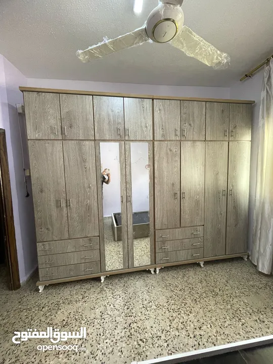 خزاين طابقين