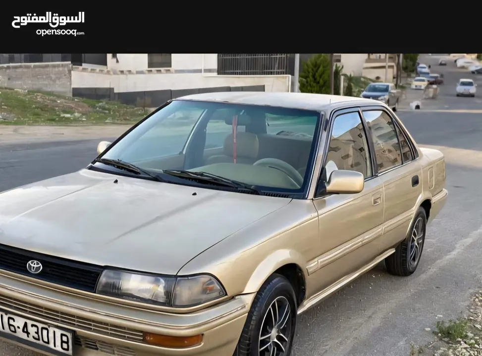 تويوتا كورولا موديل 92 جير اتوماتيك للبيع