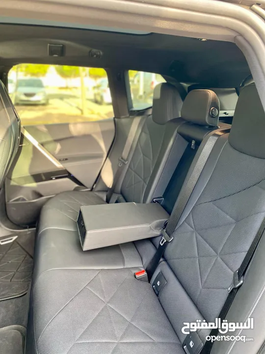 2023 BMW IX XDRIVE 40 AWD FULL ELECTRIC  BMW IX 40 كهربائي بالكامل وارد الشركة فحص كامل  شبه جديده