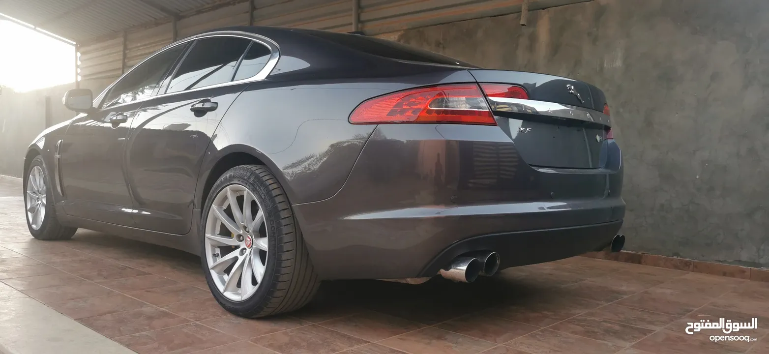 سيارة جاقور Jaguar xf 2009