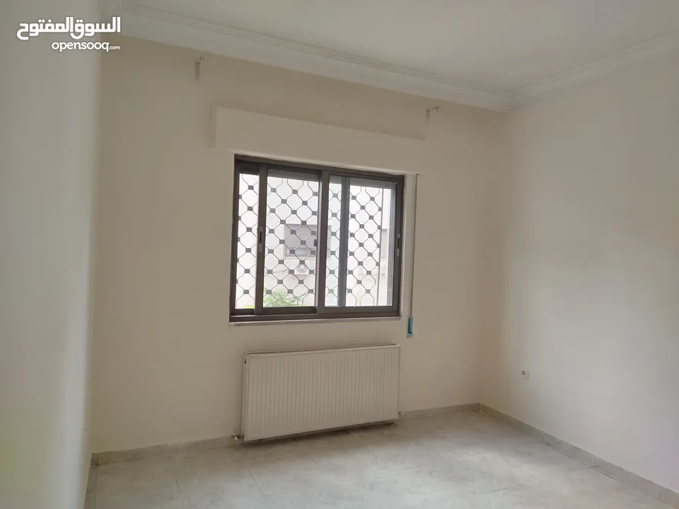الرابية شقة لقطة للبيع قرب إشارة السفارة الصينية طابق ثاني