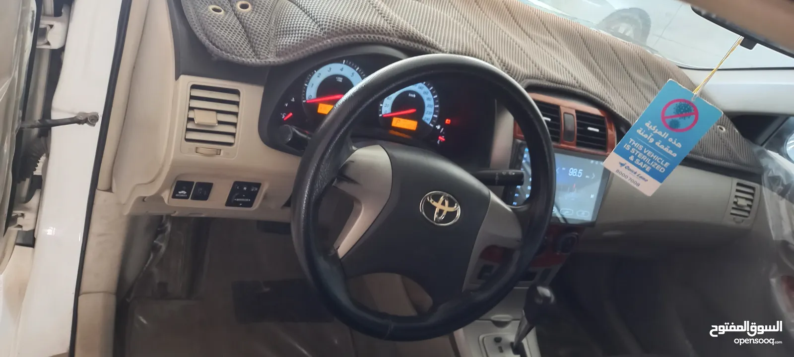 بدل مع سيارة تايوتا راف فود مديل 2013