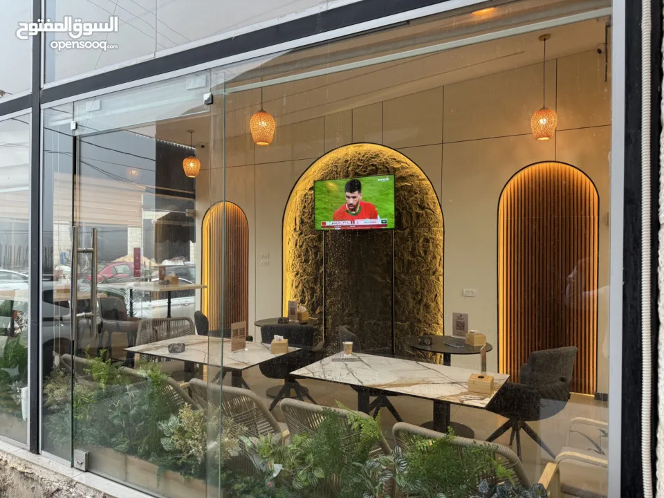 مطعم وكافي للبيع بيرزيت بجانب الجامعة