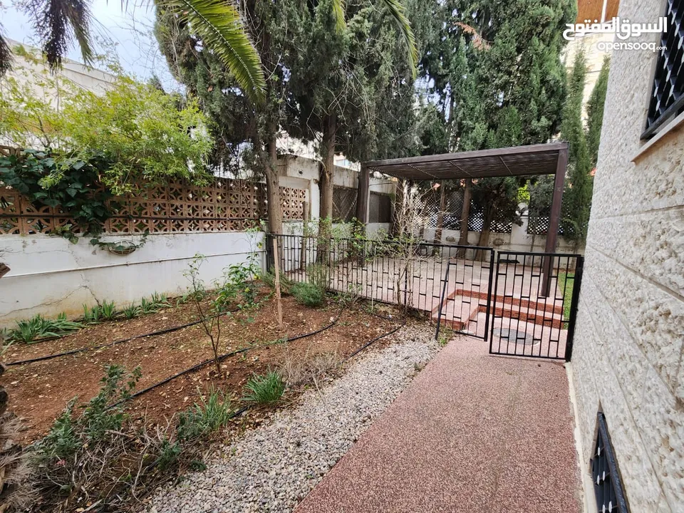 شقة أرضية طابقية للإيجار في عبدون الشمالي - ref : 14474