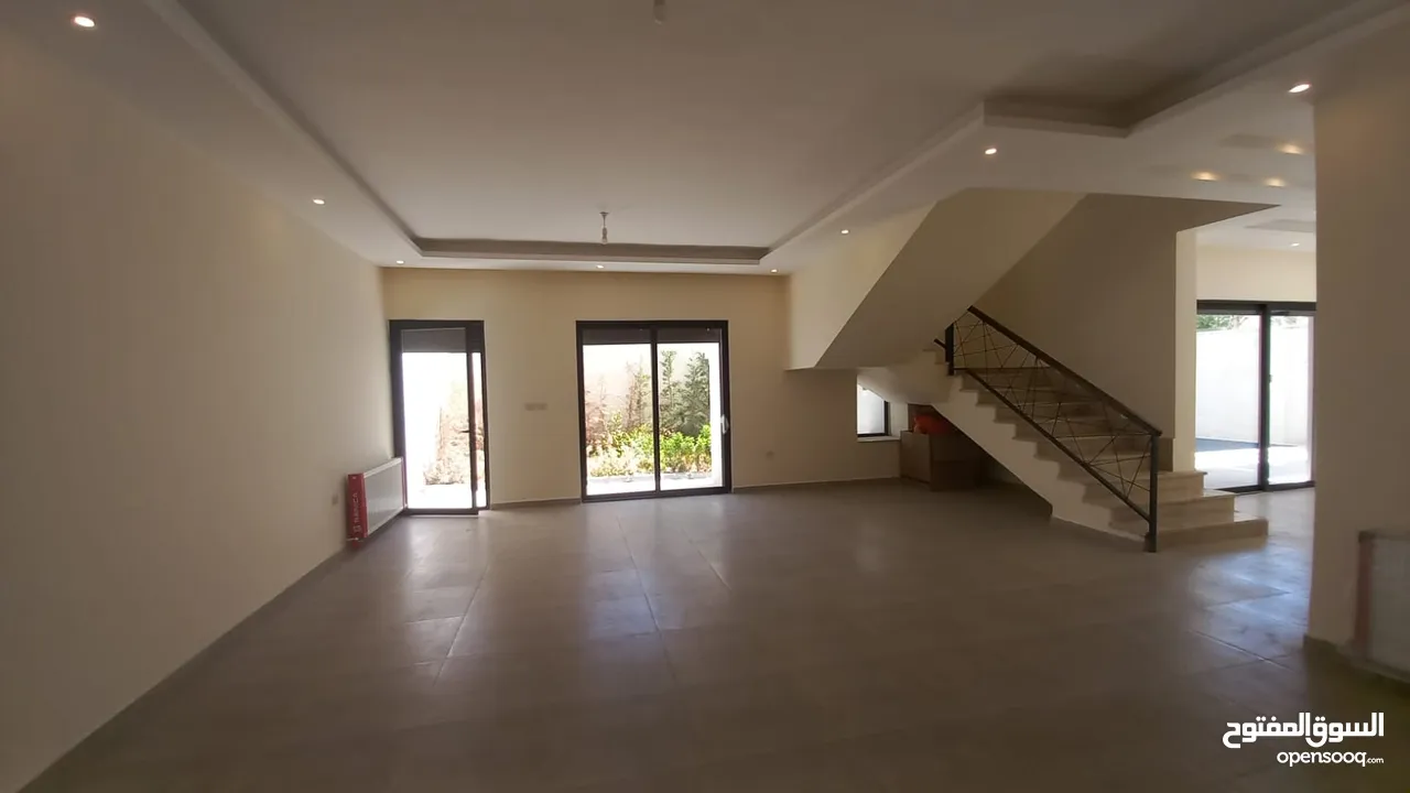Villa for sale in Dabouq ( Property 42656 )-174804519