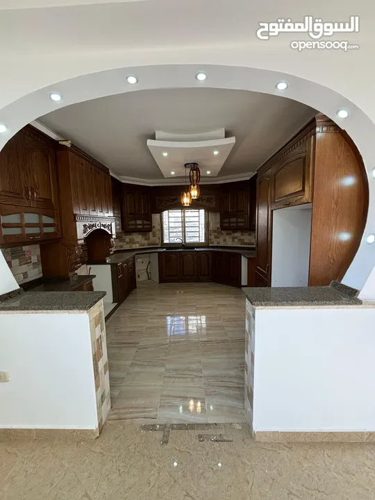 شقة غير مفروشة للبيع ( Property 40382 )-174844080