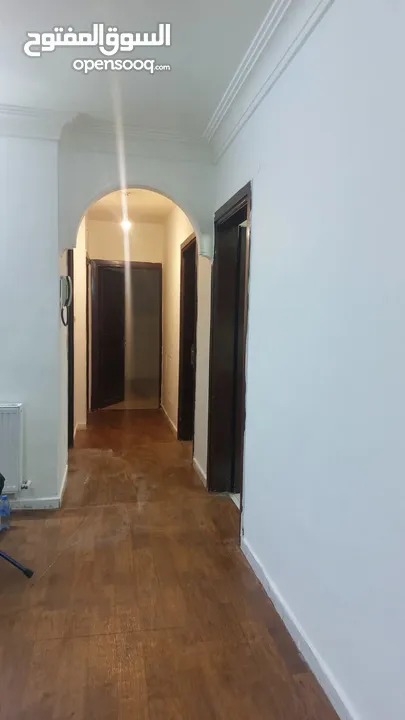 شقة مميزة أرضي مع حديقة
