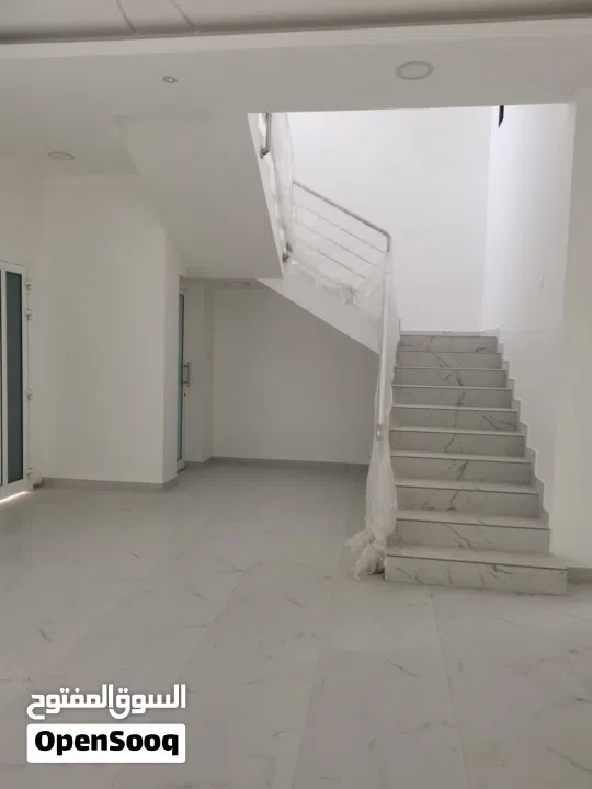 فيلا للبيع في الهملة  مناسب لطلبات السكن الاجتماعي   تصنيف الأرض هوRHA  سكني