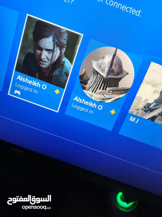 PS 4 PRO 1000 GIGA مع ايدين اصليات  والسعر نهائي لو سمحتو الجهاز صلاة النبي ما بشكي من اشي