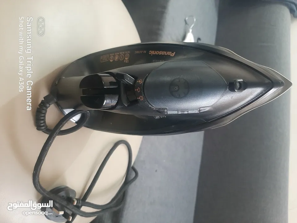 مكواة بخار ماركة باناسونيك 2400W صناعة ياباني شغاله 100% Panasonic Iron 2400W Japan working fine