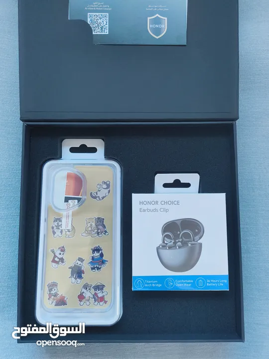 HONOR CHOICE EARBUDS CLIP بكج هدايا هونور 400