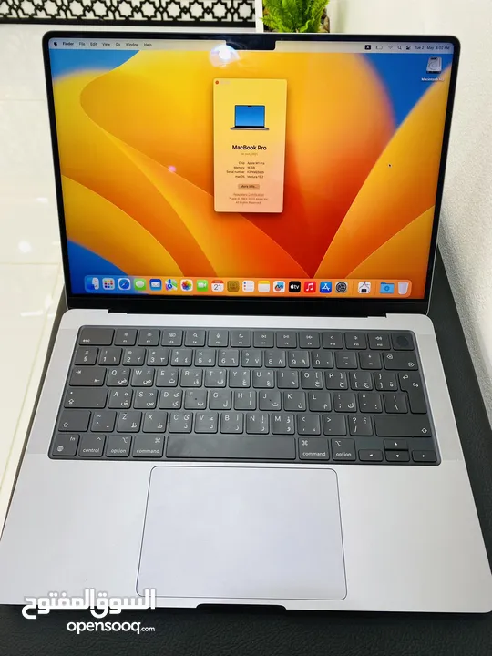 MACBOOK PRO M1 14 inch (16GB - 512GB) *JUST LIKE NEW*