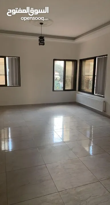 شقة للايجار - شارع جبل الشيخ الرابية