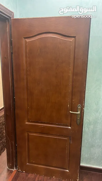 نشتري نشتري نشتري جميع انواع الشبابيك المنيوم والبواب الخشب والحديد والمطابخ والكرميد والسكراب واطقم