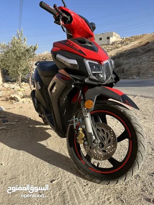 سكوتر QJ MOTOR 125 cc موديل 2022