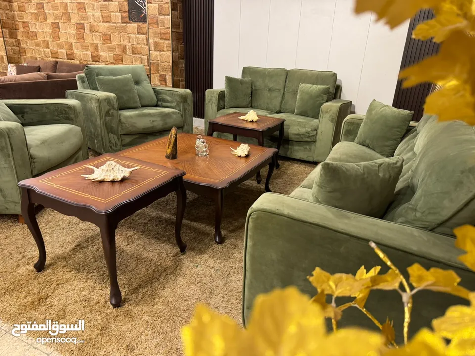 طقم كنب 7 مقاعد خشب سويد(( مع 3  طاولات خشبهم زان ))