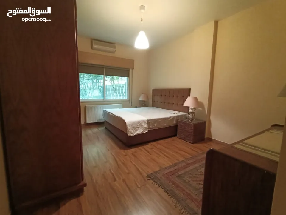 شقه ارضيه للبيع،،ترسات وحديقه حول البيت،،اهم مواقع دير غبار