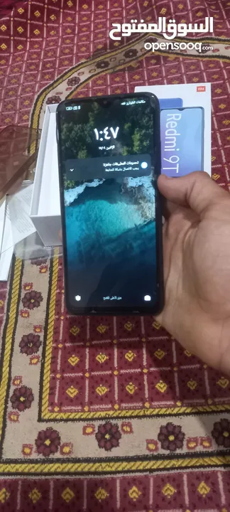 تلفون Realme  9T مساحه 128 رام 6 معاها الكرتونه والضمان البطاريه 6000مللي امبير. 18 فلت تدعم الشحن ا