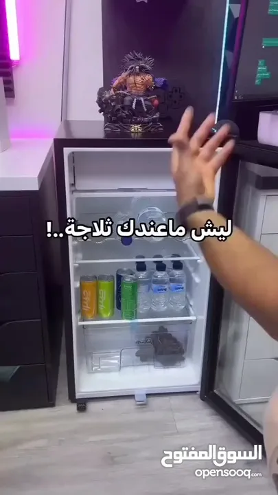 ثلاجة سايونا الانيقة المكتبيه باب سوكوريت باللون الاسود الملوكي