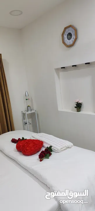 نزوى غرفة وشاليه صغيرة  للايجار في سوق نزوى Room for rent in Nizwa city