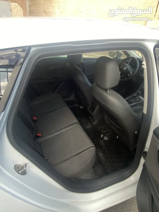 سيات ليون أوتوماتيك اكسلانص