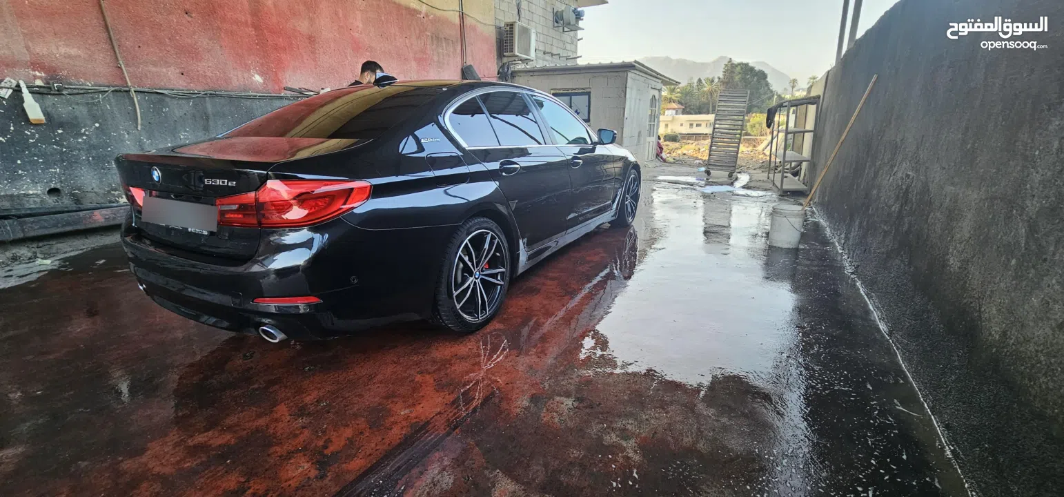BMW 530e سيارة