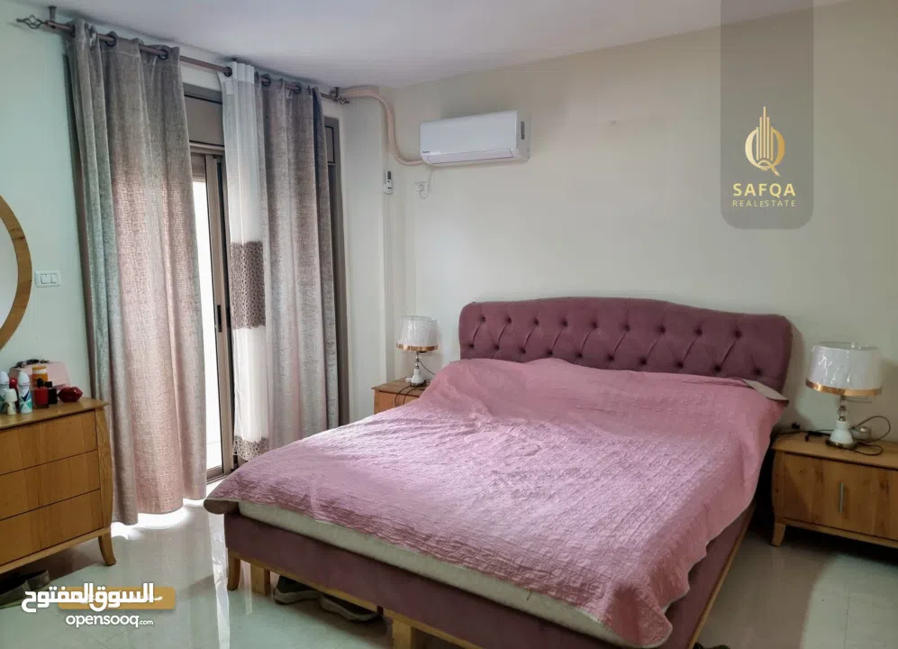 شقة للبيع بموقع مميز قريب لوسط البلد  مع اطلالة