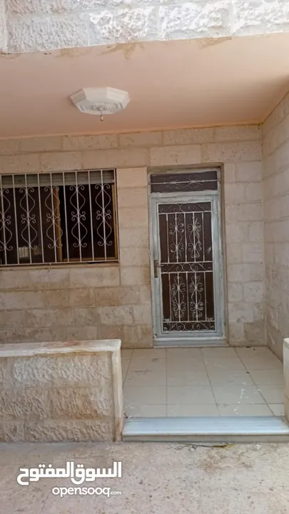 شقة للبيع اربد شارع عبد الله بن الزبير