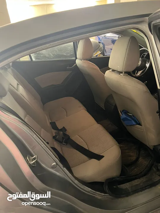 Mazda 3 - 2015