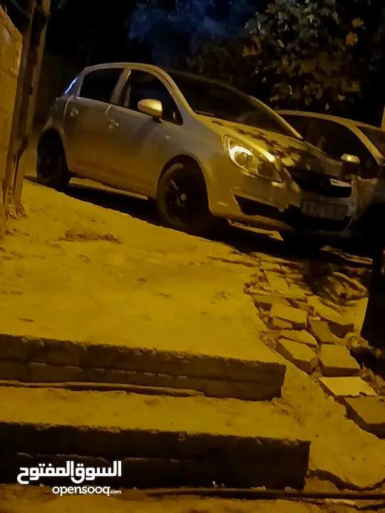 سيارة اوبل كورسا موديل 2009