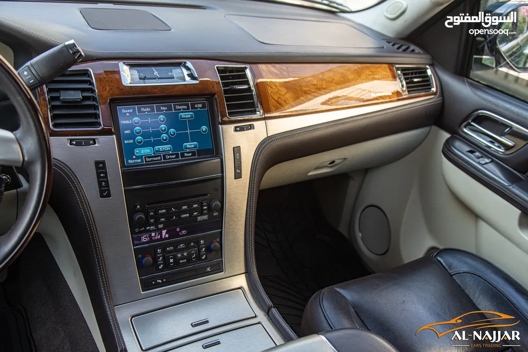 Cadillac Escalade Xl 2012 Platinum   السيارة مميزة جدا و قطعت مسافة 144,000 كيلو متر