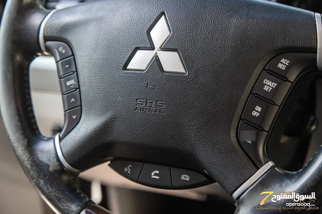 Mitsubishi Pajero 2014  السيارة وارد الشركة و قطعت مسافة 69,000 كم فقط للبيع