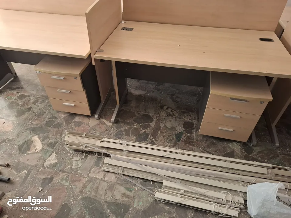 اثاث مكتب مستعمل