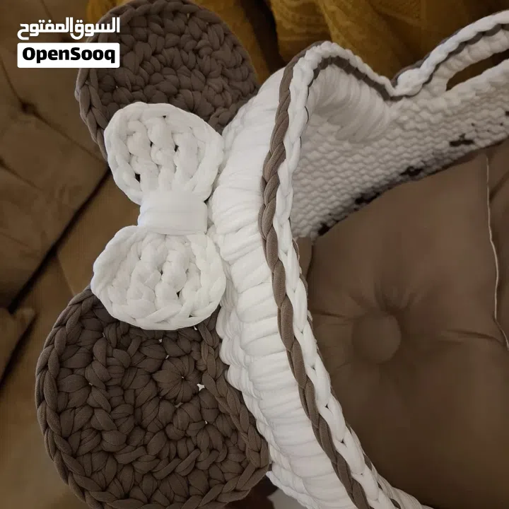 حامل أطفال متين وأنيق، قابل للغسل ومناسب لكل غرفة