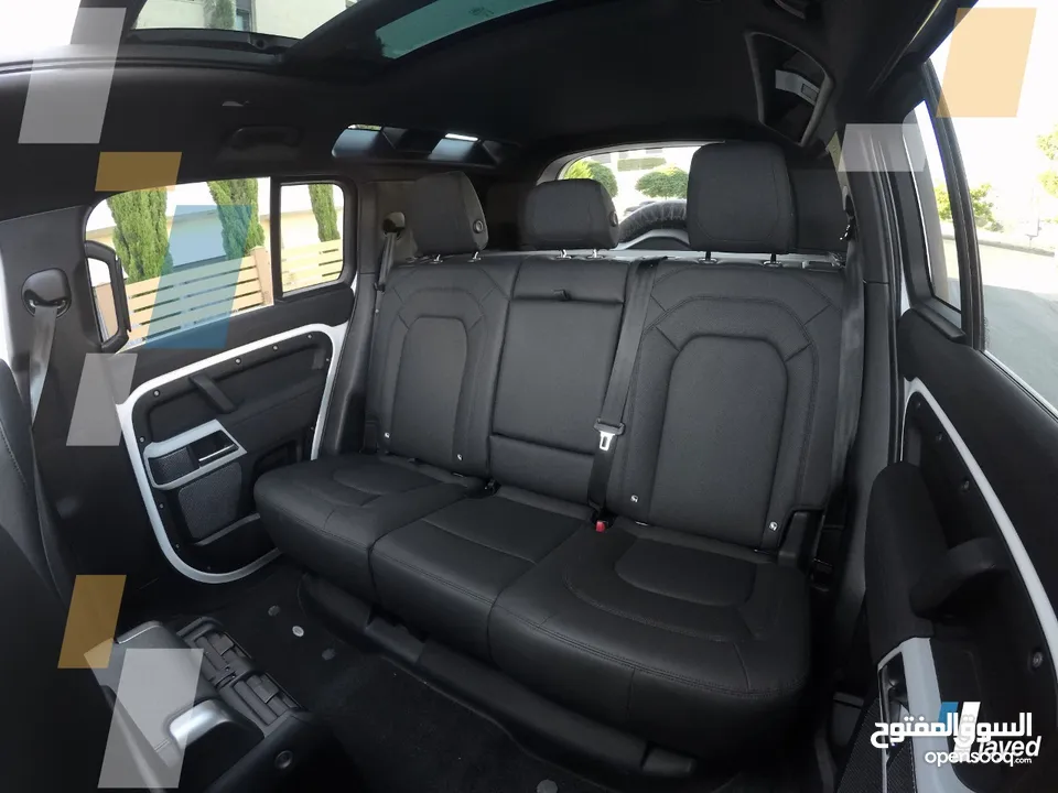 Land rover defender 2023 pluge in hybrid المانيا