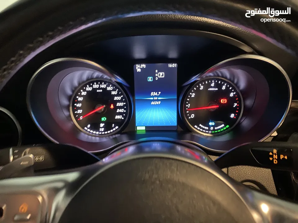 مرسيدس  2019c200 بحالة ممتازة للبيع  AMG kit