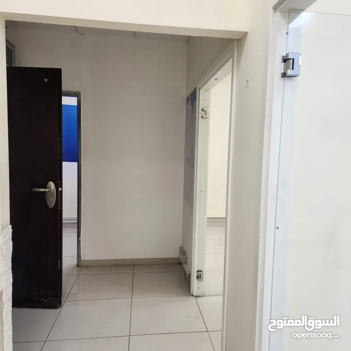 مكتب للايجار قريب وسط رام الله