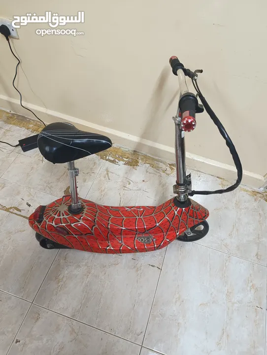 سكوترين بسعر سكوتر واحد ونظاف جدا Two scooters for the price of one, very clean