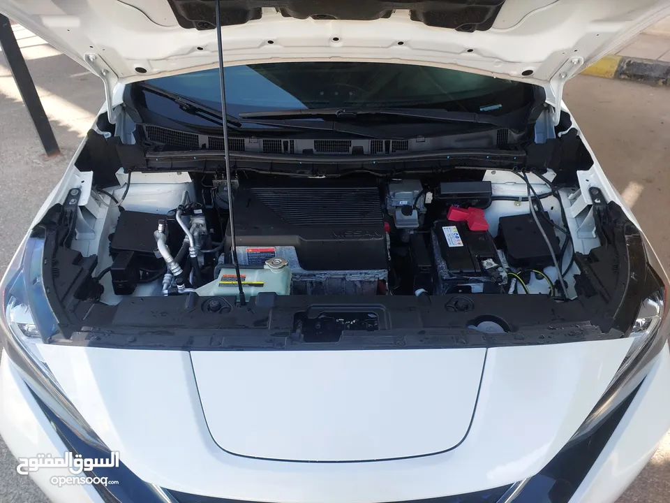 نيسان ليف 2021 SL PLUS بطارية 62 KW اعلى صنف
