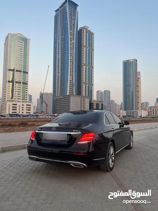 Mercedes Benz E300 4Matic 2017 - Full Option - 140,000km - Korean Specs