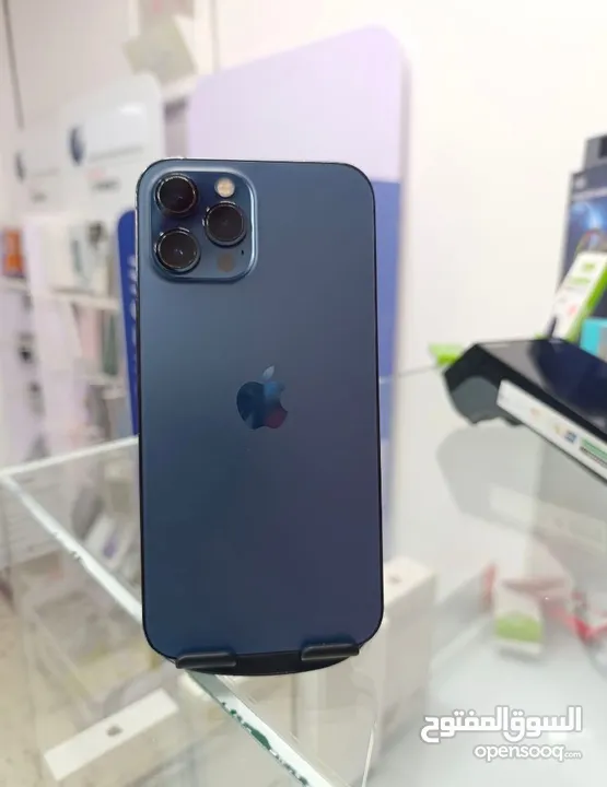 مستخدم نضيف iPhone 12 pro max